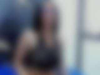 Ivonnee27's Live Sex Cam Show