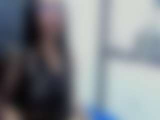 Ivonnee27's Live Sex Cam Show