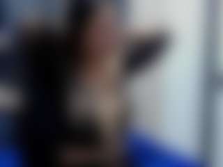 Ivonnee27's Live Sex Cam Show