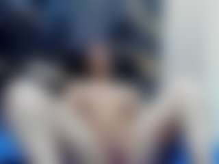 Ivonnee27's Live Sex Cam Show