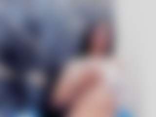 Ivonnee27's Live Sex Cam Show