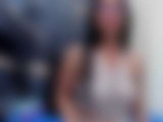 Ivonnee27's Live Sex Cam Show