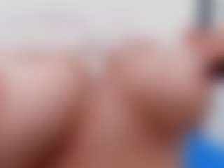 Live cam show with Ivonnee27 - Blowjob Lovense on Camming Site