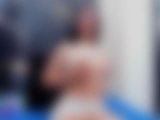 Ivonnee27's Live Sex Cam Show