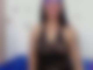 Ivonnee27's Live Sex Cam Show