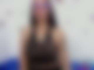 Ivonnee27's Live Sex Cam Show