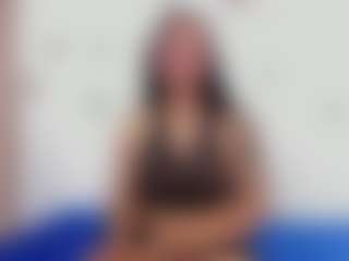 Ivonnee27's Live Sex Cam Show