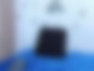 Ivonnee27's Live Sex Cam Show
