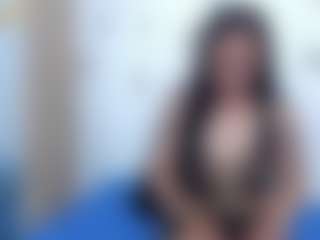 Ivonnee27's Live Sex Cam Show