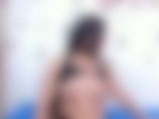 Ivonnee27's Live Sex Cam Show