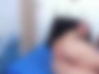 Ivonnee27's Live Sex Cam Show