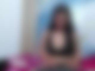 Ivonnee27's Live Sex Cam Show