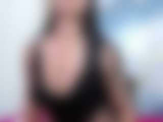 Ivonnee27's Live Sex Cam Show