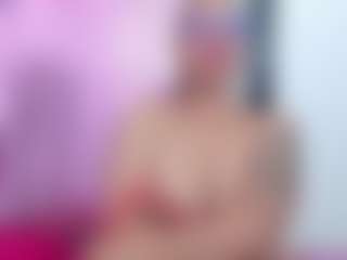 Live cam show with Ivonnee27 - Body Massage on Camsoda