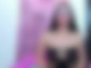 Ivonnee27's Live Sex Cam Show