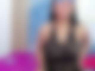 Ivonnee27's Live Sex Cam Show