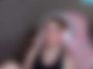 Julia's Live Sex Cam Show