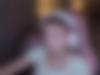 Live cam show with Julia - Brown Hair Teen (18+) on CSO-WL