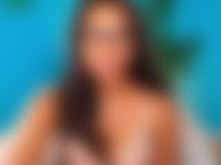 Live cam show with Louise-Flowers - New Spank on Camsoda