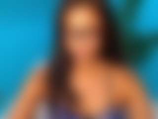 Live cam show with Louise-Flowers - Moaning on https://playwithruby.com