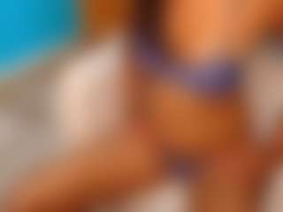 Louise-Flowers's Live Sex Cam Show