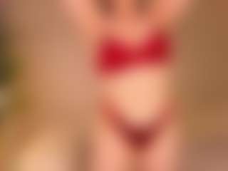 Live cam show with Mary-Forrest - Upskirt on livesuperchat.net