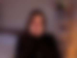 Live cam show with Mary-Forrest - Body Massage on CamwithHer