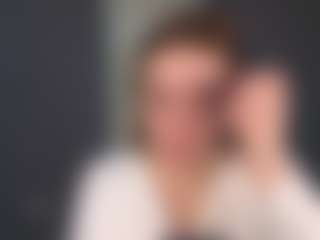Live cam show with Mary-Forrest - Public Brown Hair on Gym Cam Girls