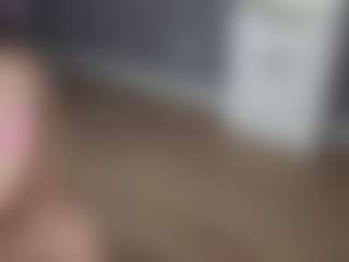 Live cam show with Mary-Forrest - Sweet on Strip Flash - Live Sex Shows