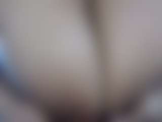 Live cam show with MiniSeduction - Middle Aged on Camsoda