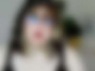 Live cam show with OpheliaLush - New Young Adult on CamwithHer