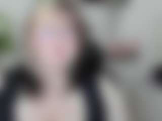 Live cam show with OpheliaLush - Blonde Hair on Camsoda