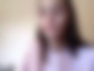 Live cam show with TakishaWaite - Striptease Latina on CamClone