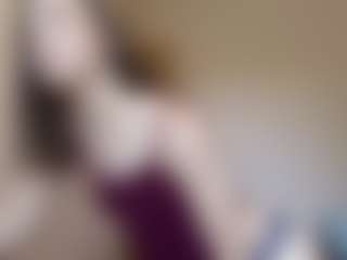 Live cam show with TakishaWaite - Athletic Middle Aged on Camsoda