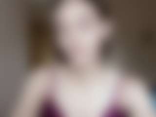 Live cam show with TakishaWaite - Smoking on Fit Hotties