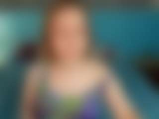 Live cam show with Tara-Linn - Tease Brown Hair on xxxlivecams.org