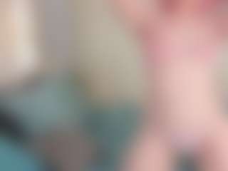 Live cam show with Tara-Linn - Camel Toe on Camiplay Live