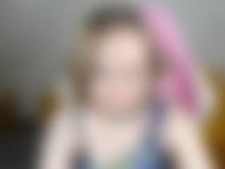 Live cam show with Tara-Linn - Green Eyes on Soda Cam