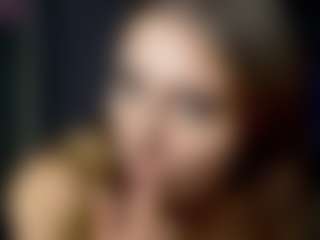 Lia's Live Sex Cam Show