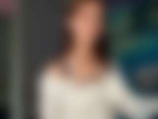 Live cam show with Lia - Flashing on CamwithHer