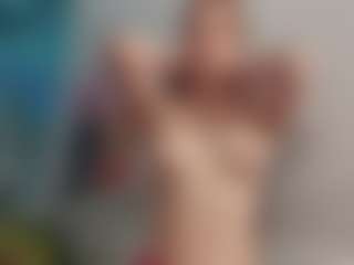 Lia's Live Sex Cam Show