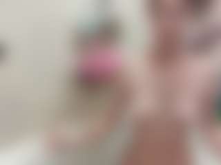 Lia's Live Sex Cam Show