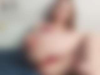 Lia's Live Sex Cam Show