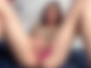 Lia's Live Sex Cam Show
