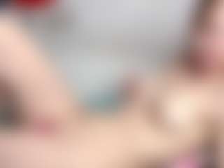 Lia's Live Sex Cam Show