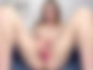 Lia's Live Sex Cam Show