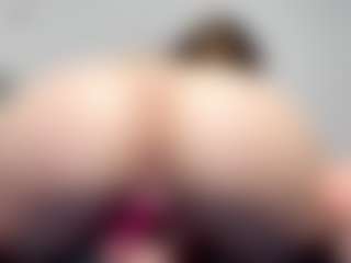 Lia's Live Sex Cam Show
