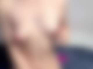 Lia's Live Sex Cam Show