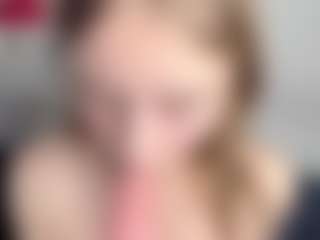 Lia's Live Sex Cam Show