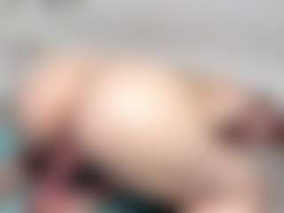 Lia's Live Sex Cam Show